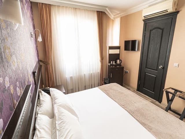 Luxury Double or Twin Room, City View