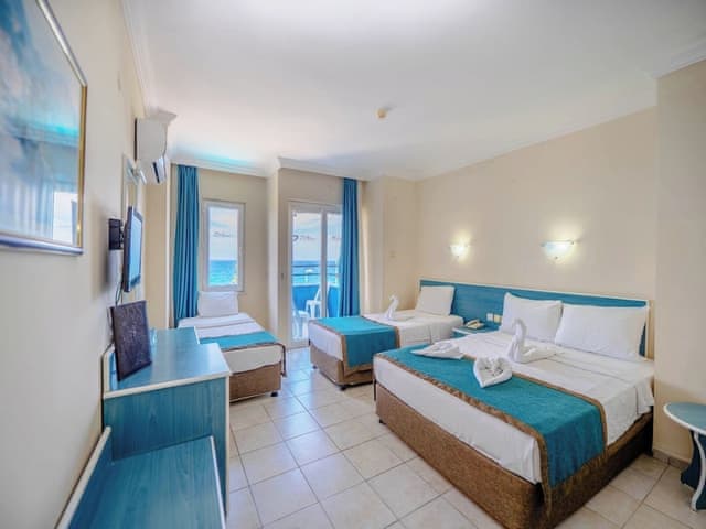 Standart Üç Kişilik Oda