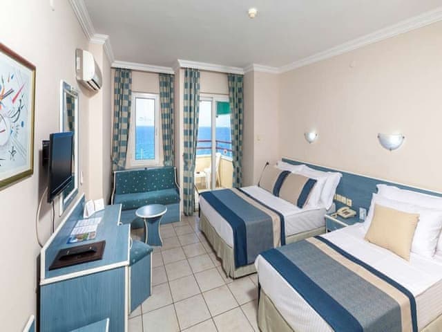 Standart Üç Kişilik Oda