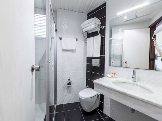 Standart İki Yataklı Oda