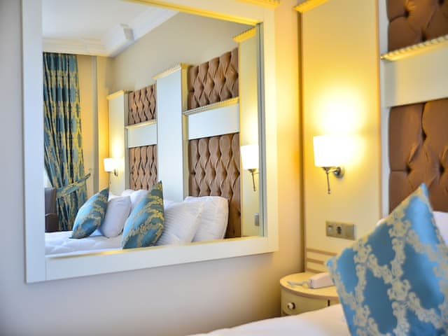 Çift Kişilik veya İki Yataklı Oda