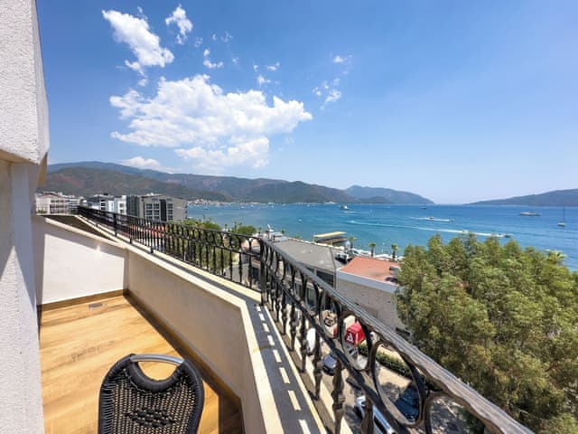 Delüks Çift Kişilik Oda