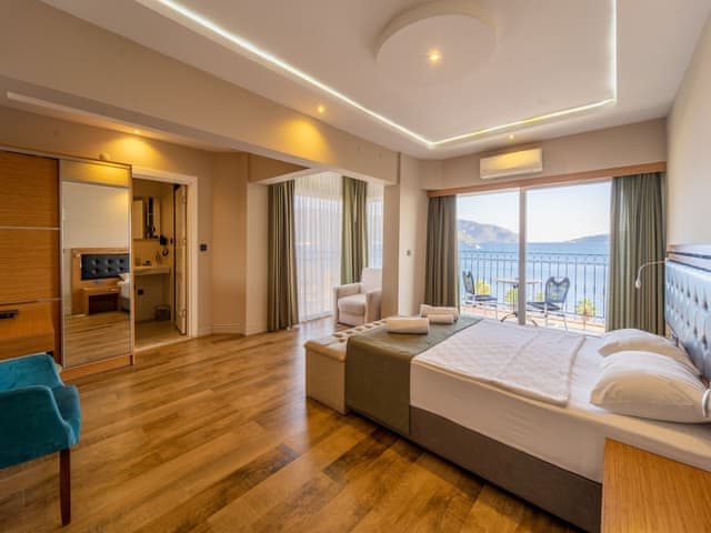 Delüks Çift Kişilik Oda