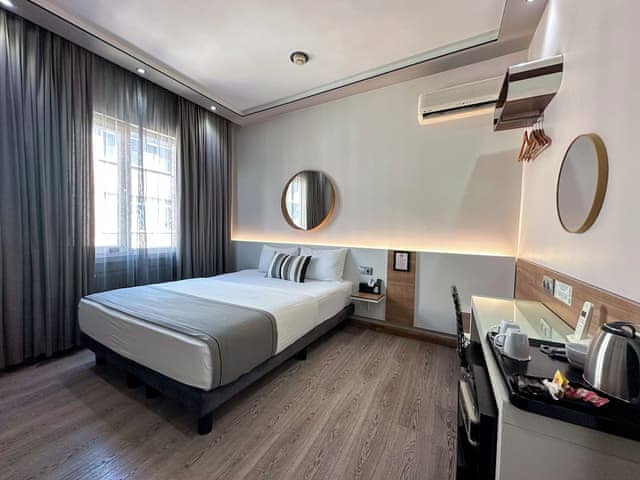 Standard Double Room, 1 Queen Bed