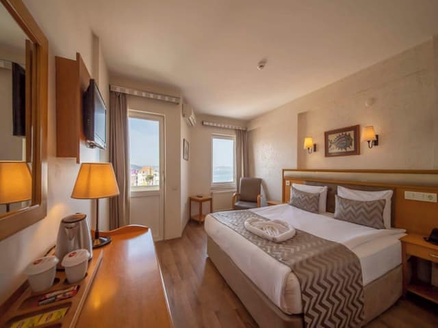 Standard Double or Twin Room, Balcony