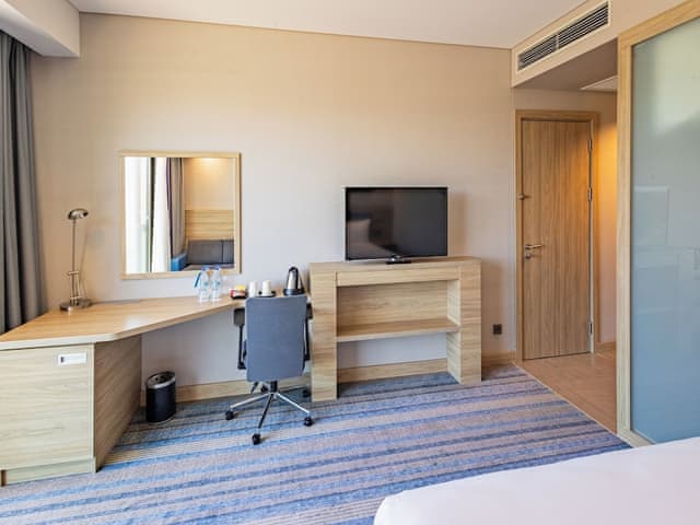 Room, 1 Queen Bed with Sofa bed, Non Smoking