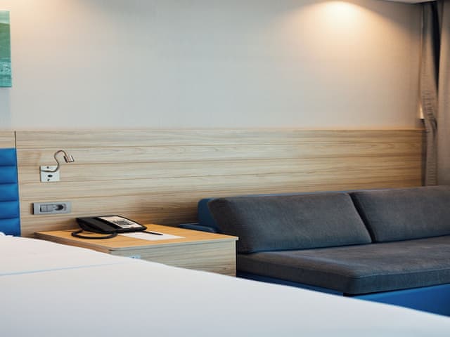 Room, 1 Queen Bed with Sofa bed, Non Smoking