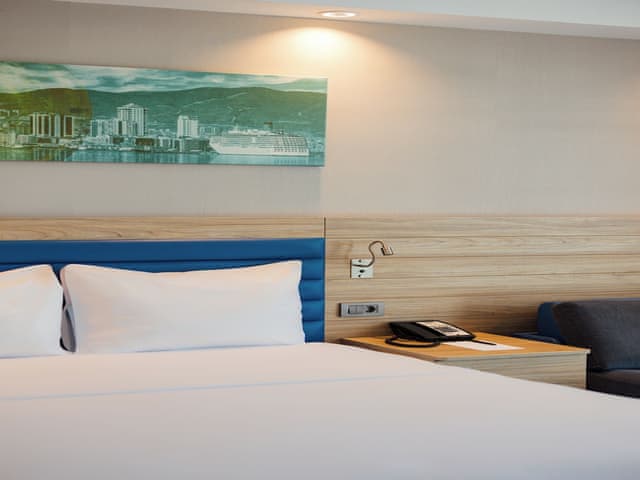 Room, 1 Queen Bed, Non Smoking