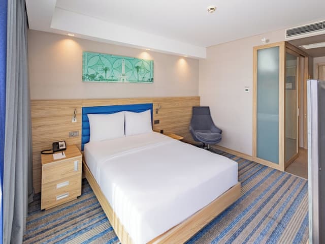 Family Room, 1 Queen Bed with Sofa bed, Non Smoking