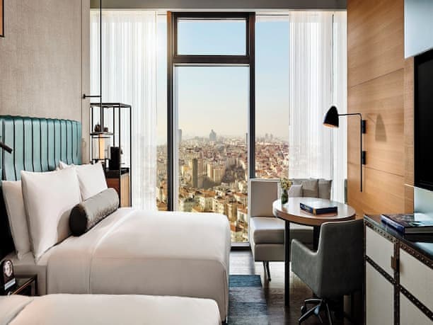 Fairmont City View King