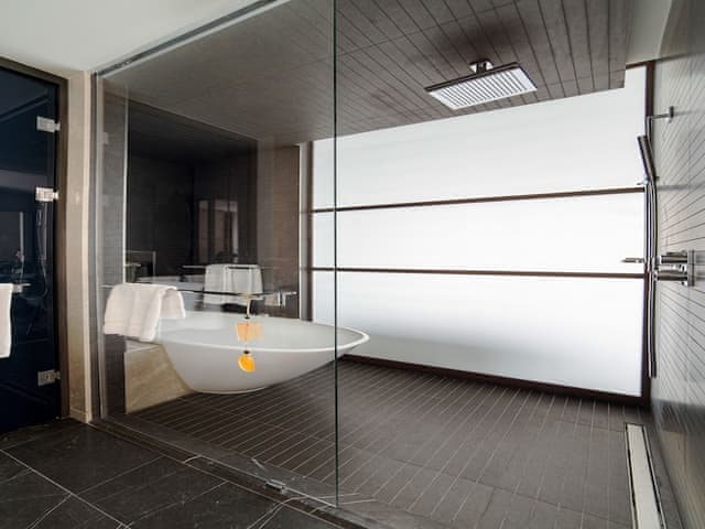 Room, City View (Skyline)