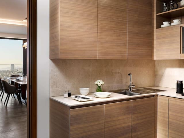 QUASAR 1 BEDROOM SUITE Bosphorus View King, Lounge Access