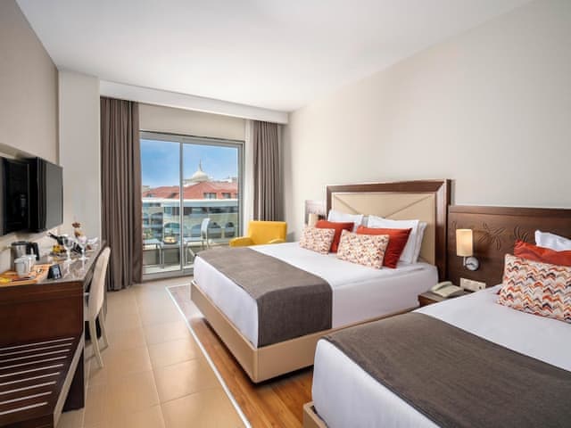 Family Room, 2 Bedrooms