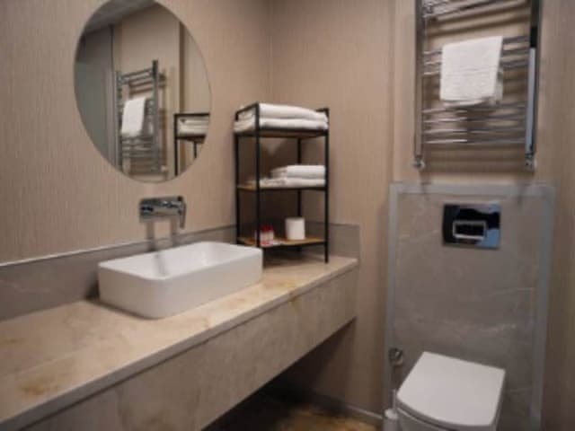 Delüks Üç Kişilik Oda