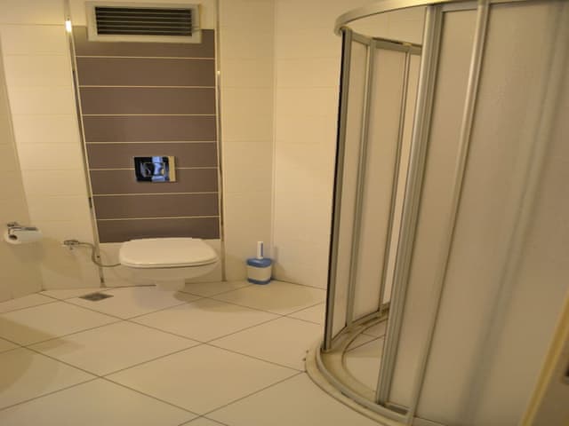 Family Room, 1 Bedroom