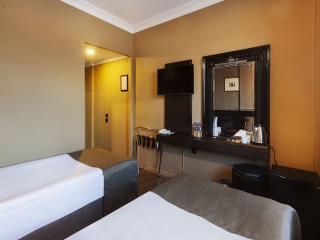 Twin Room, 2 Twin Beds