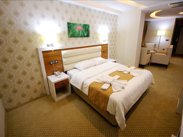 Family Room, 2 Bedrooms