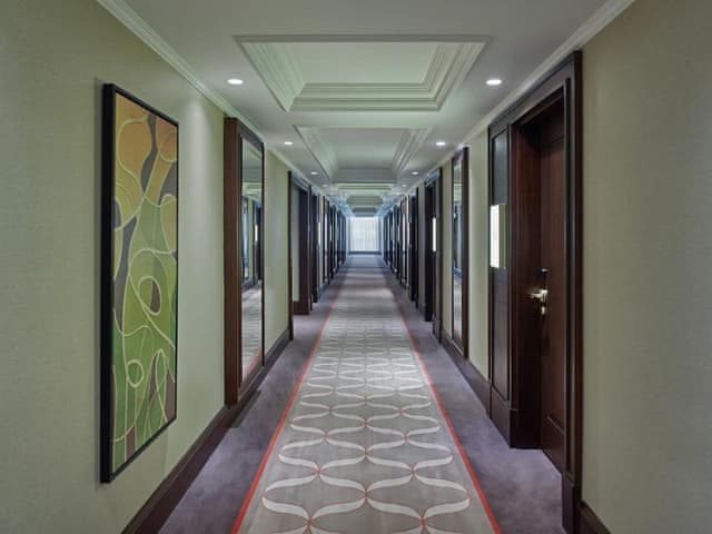 Premium Room with Queen Size Bed