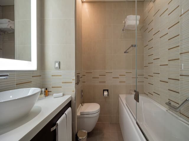 Deluxe Room, 1 King Bed