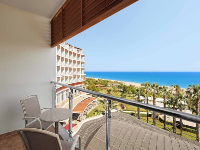 Deluxe Room, Sea View (Mixed Section)