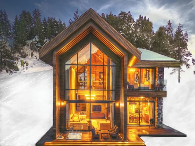 Luxury Villa, 4 Bedrooms, Mountain View