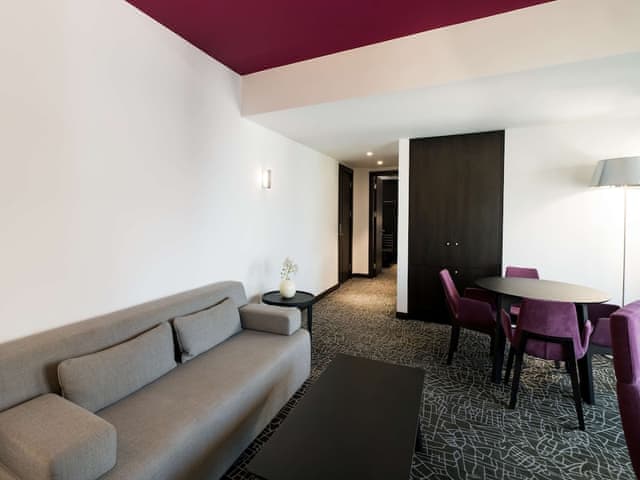 Suite, Sea view