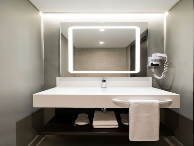 Suite, Sea view