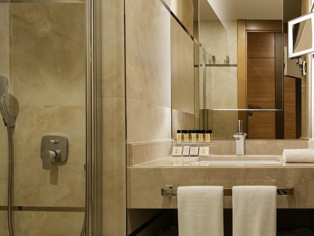 Superior Room, 1 King Bed