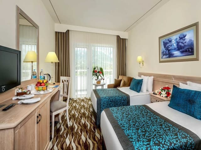 Standard Oda Deniz Manzarali