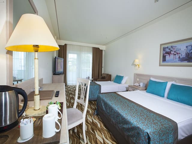 Standard Oda Deniz Manzarali