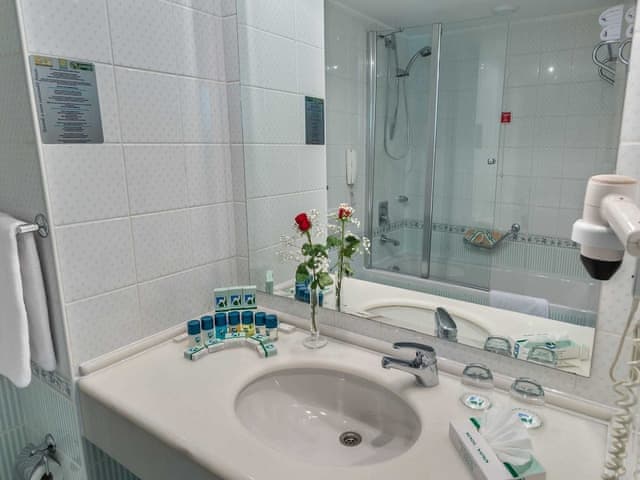 Standard Oda Deniz Manzarali