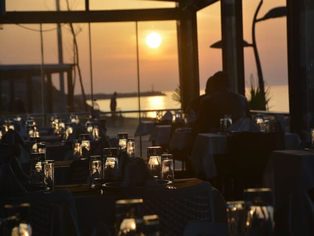 Standard Double Room, Partial Sea View