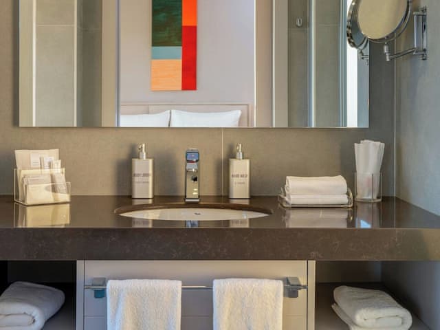 Deluxe Room, 1 King Bed, Balcony (View)