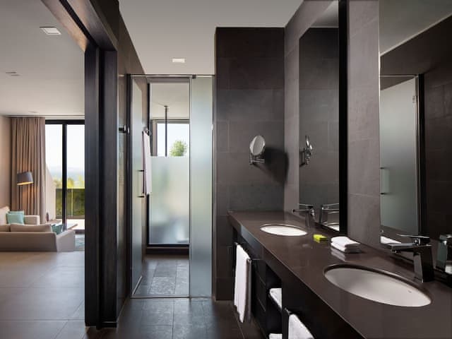 Grand Suite, 1 King Bed, Sea View (Balcony)