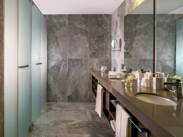 Grand Suite, 1 King Bed, Balcony, Sea View (Balcony)