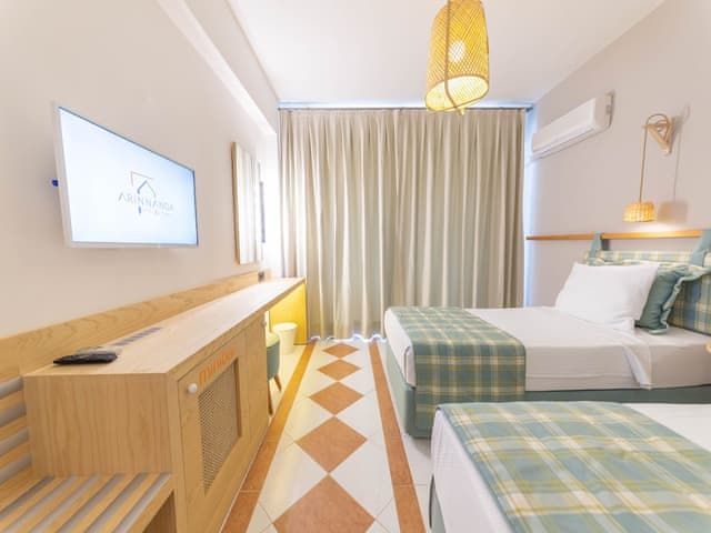 Deluxe Room, 1 Double or 2 Twin Beds, Balcony