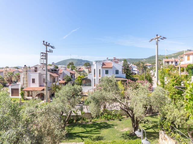 Deluxe Room, 1 Double or 2 Twin Beds, Balcony