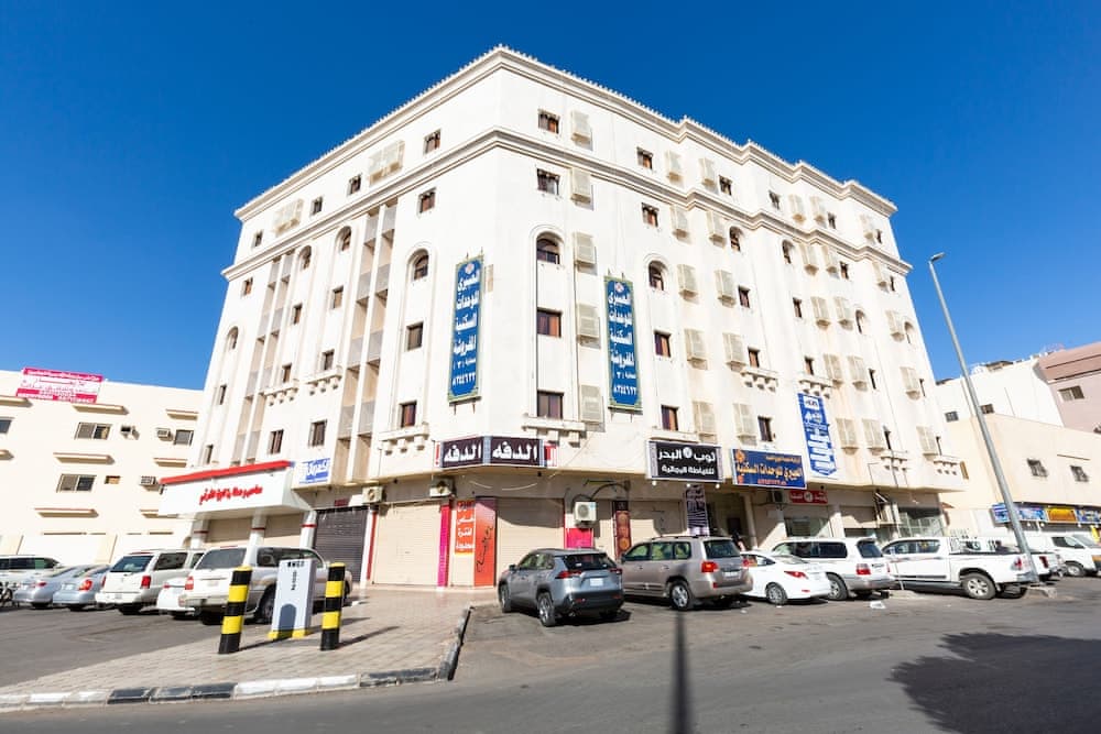 AL EAIRY SERVICED APARTMENTS 3