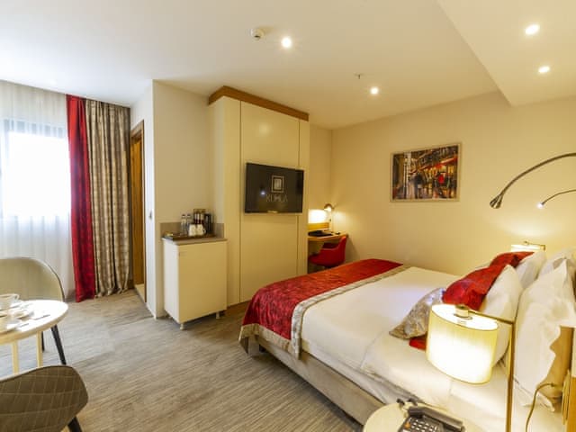 Standard Double or Twin Room, City view