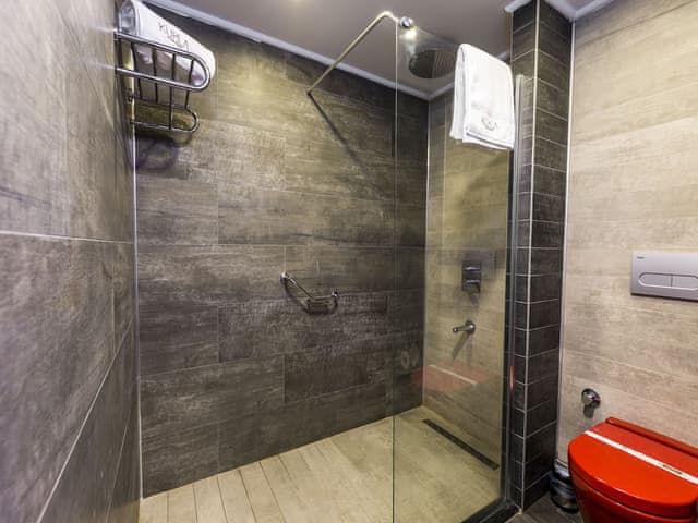 Superior Oda, Şehir Manzaralı