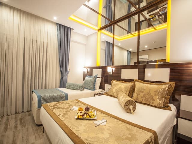 Deluxe Room, Balcony