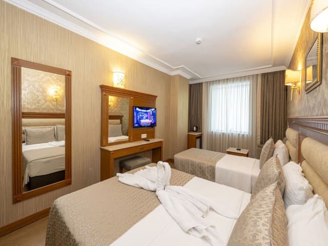 Üç Kişilik Aile Odası