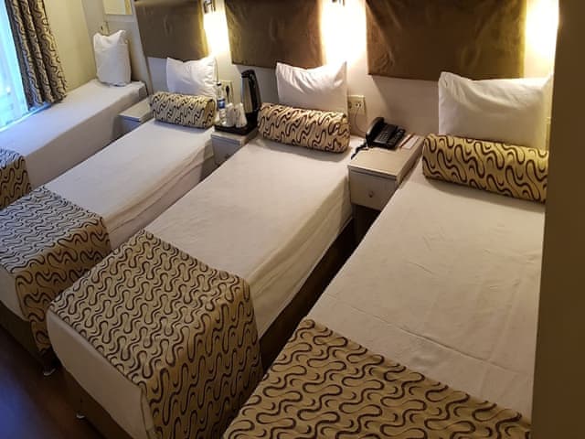 Classic Quadruple Room, Multiple Beds, Smoking