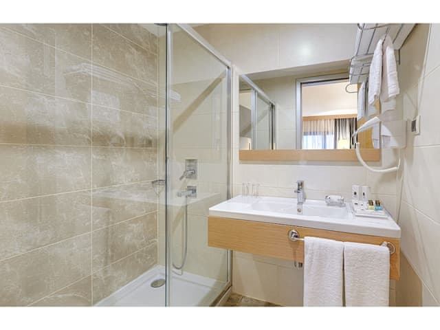 Deluxe Double Room, 1 King Bed with Sofa bed, Balcony, City View