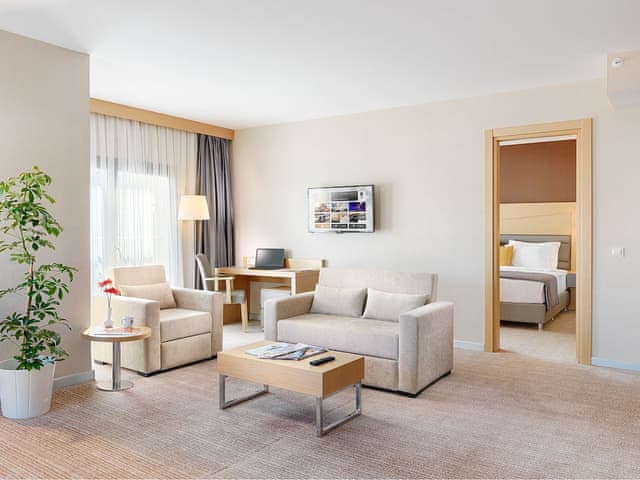 Suite, 1 King Bed with Sofa bed, Balcony, Corner