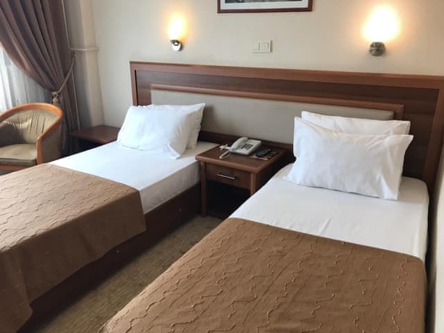 Deluxe Çift Kişilik veya İki Tek Kişilik Yataklı Oda