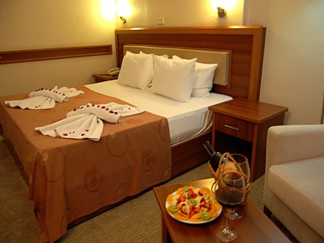 Deluxe Çift Kişilik veya İki Tek Kişilik Yataklı Oda