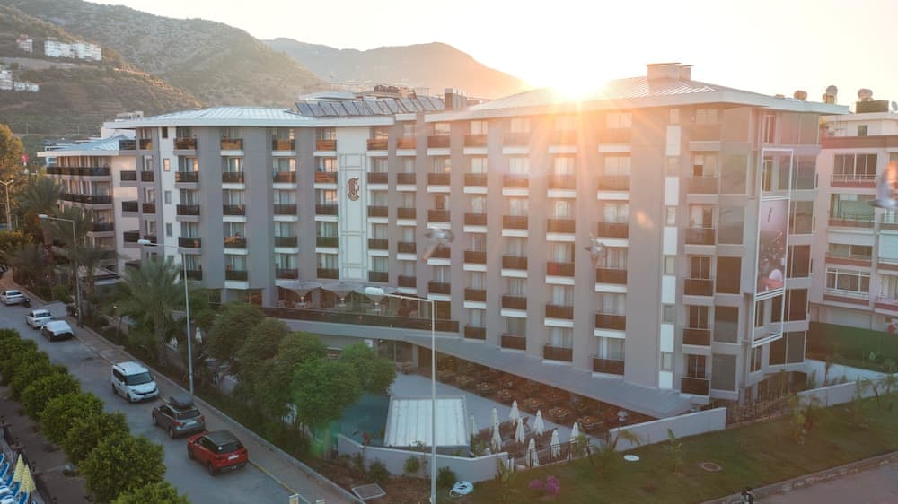 Kleopatra Dreams Beach Hotel