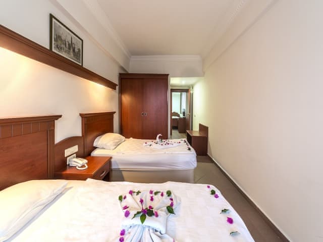 Family Quadruple Room, 2 Bedrooms, Balcony, City View