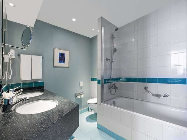 Junior Suite, Balcony, City View